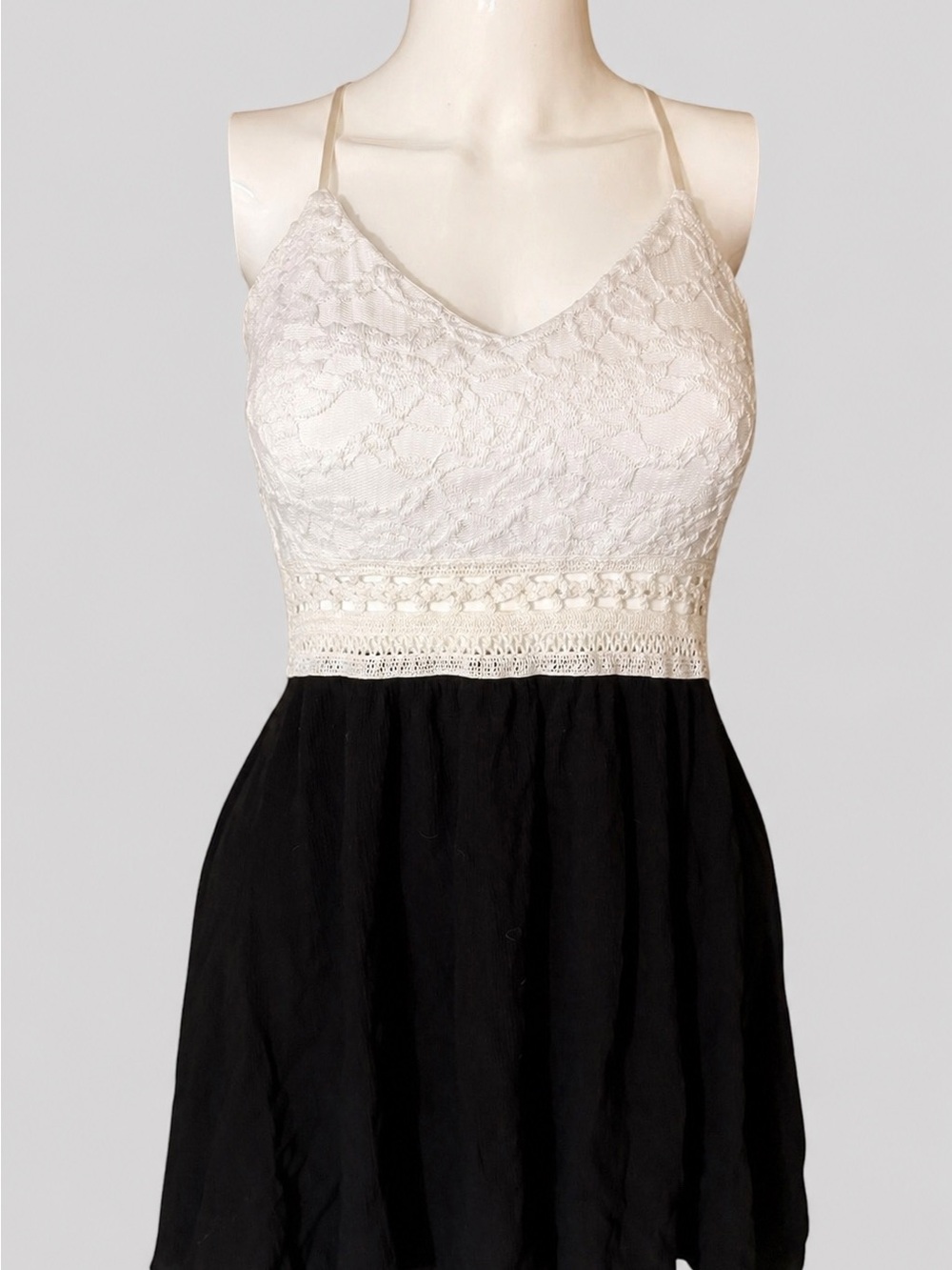 GIGI Size S Lace Bust Two-Tone Spaghetti Strap Dress - Cream & Black